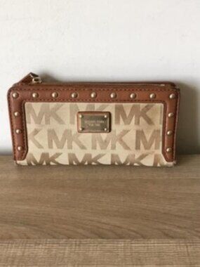 Michael Kors Delancey Continental Signature Wallet Beige Jacquard, Leather Trim